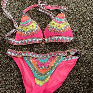 VS bikini. Top is M and bottom is S. Never worn.
